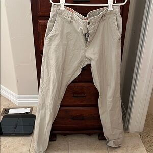 Dockers Men's Khaki Chinos